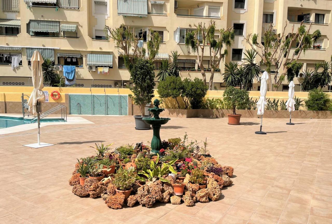 Ver93 - Redstudio Torremolinos Kültér fotó